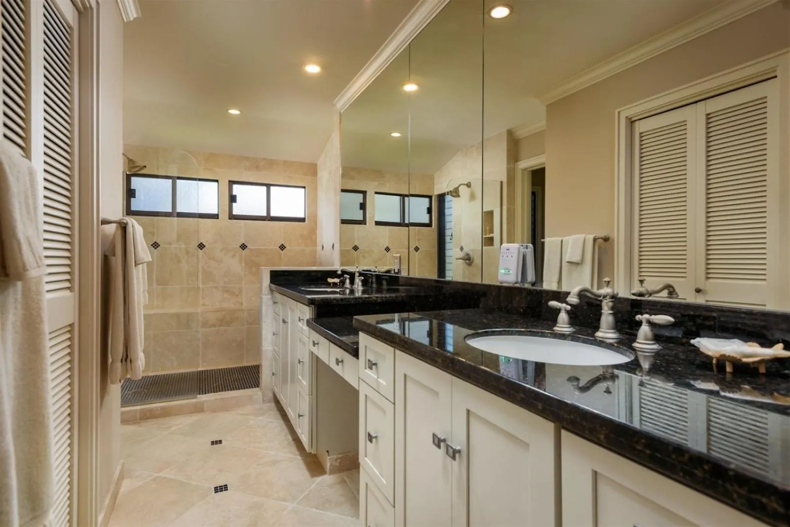 2423-24 Ridge Apartment Kahana United States